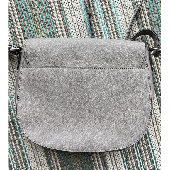 Michael Kors Medium Messenger Pearl Grey Hamilton Adjustable Crossbody Purse - Picture 5 of 13